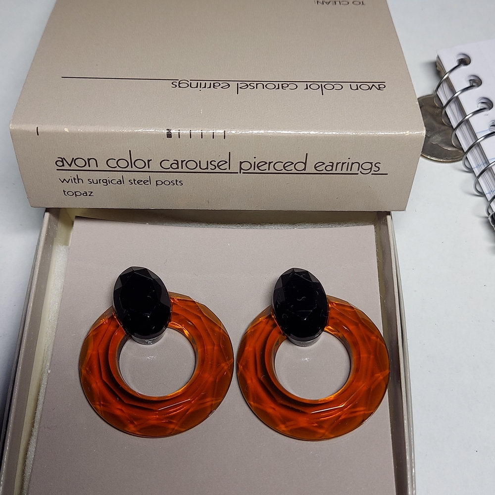 Avon Topaz Carousel Pierced Hoop Earrings - Amber Topaz & Black
